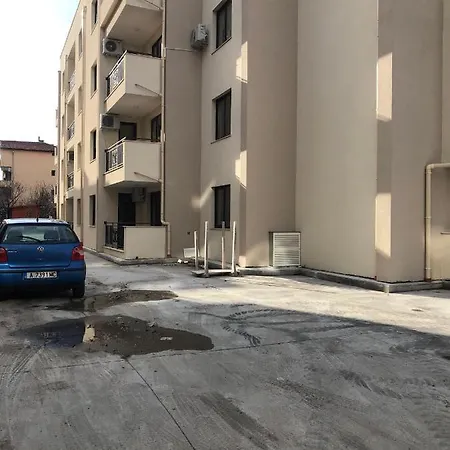 Апартамент Zori - Sarafovo Sp